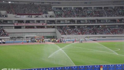 9球史诗！上港5-4客胜恒大打破垄断，中超争冠格局自此改写
