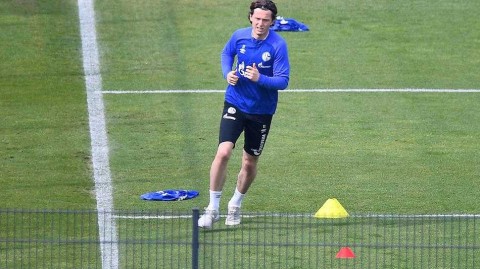 费尔廷斯的矿工：在寂静中为鲁尔区德比蓄力