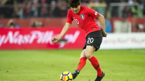 韩国铁卫登陆亚平宁那不勒斯喜迎新屏障