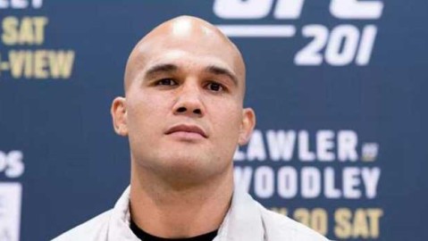 UFC 195回顾｜劳勒分歧判定险胜康迪特，次中量级血战书写年度最佳