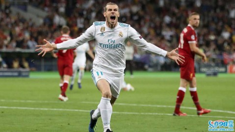 利物浦1-0皇马，麦卡利斯特头球破门——安菲尔德复仇夜，斯洛特的钢铁防线击碎“欧冠之王”