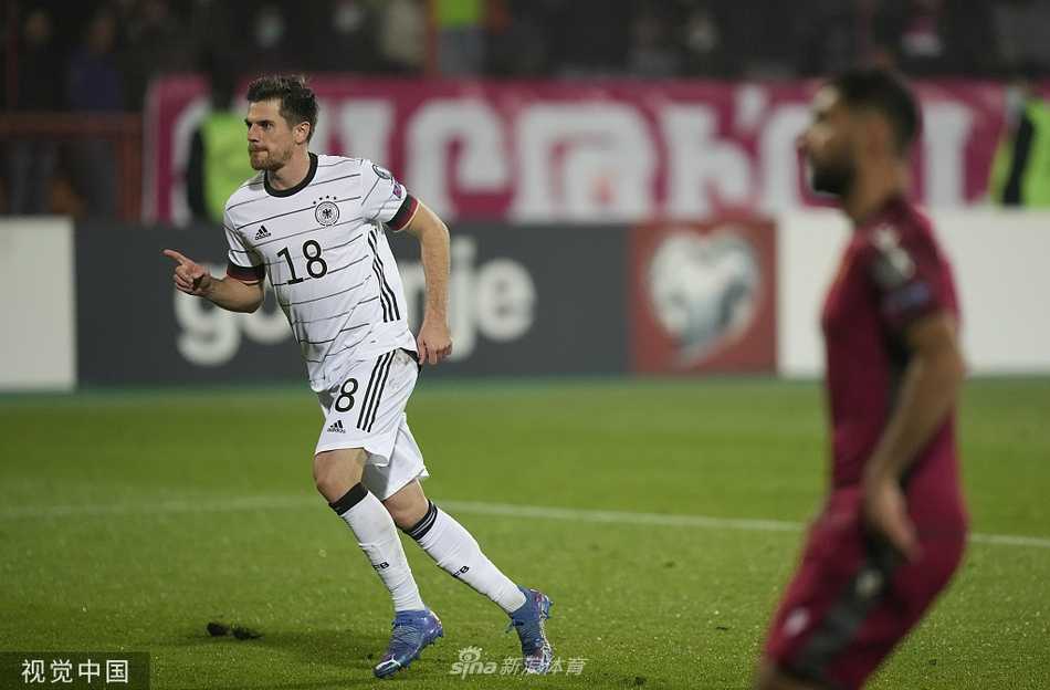 京多安远射造成门将黄油手，梅开二度锁定胜局