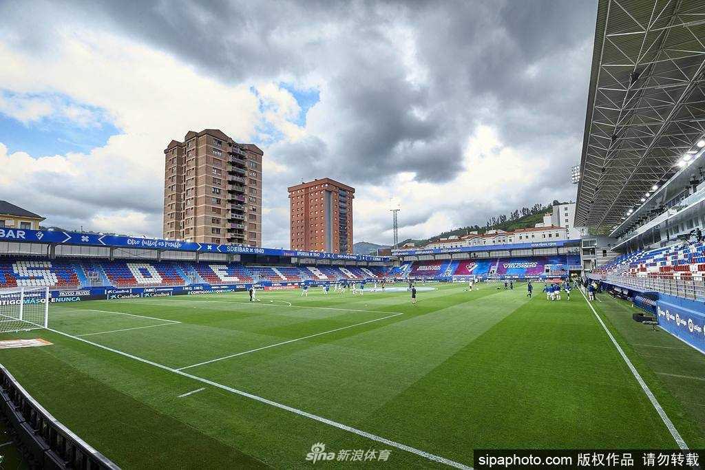 劳尔加西亚点射破门瞬间 毕尔巴鄂竞技客场先声夺人