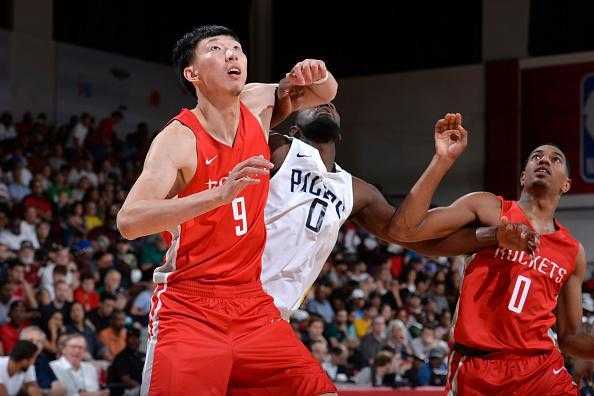 【周琦6中0陷犯规泥潭,火箭加时90-95不敌骑士】 【周琦6中0陷犯规泥潭,火箭加时90-95不敌骑士】