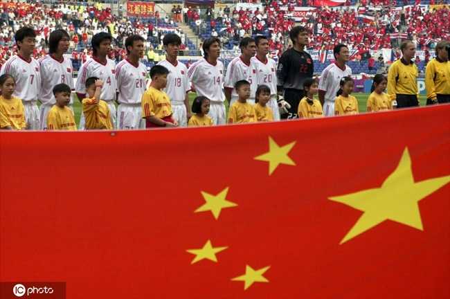 主场哨响仍留憾！中国U23 1-0越南U23收官，杜月徵落叶球破门，安东尼奥亚运前最完美练兵