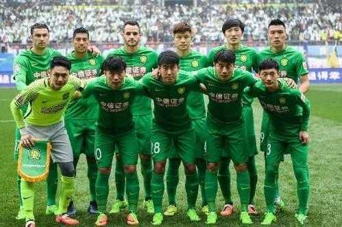 亚冠中超德比·崔龙洙告别战｜胡尔克补时绝杀，上港3-2双杀苏宁总比分5-3进八强