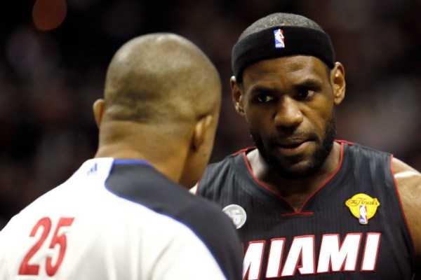 北京时间6月16日NBA总决赛G5:马刺104-87热火,团队篮球复仇击溃卫冕冠军 北京时间6月16日NBA总决赛G5:马刺104-87热火,团队篮球复仇击溃卫冕冠军