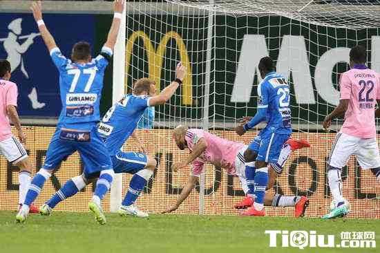 双杀警报！根特2-0完胜瓦勒海姆，争冠附加赛席位近在眼前