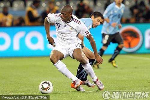 新帅首秀开门红+姆巴佩伤退！法国3-0乌拉圭，世界杯冠军级火力碾压南美铁军