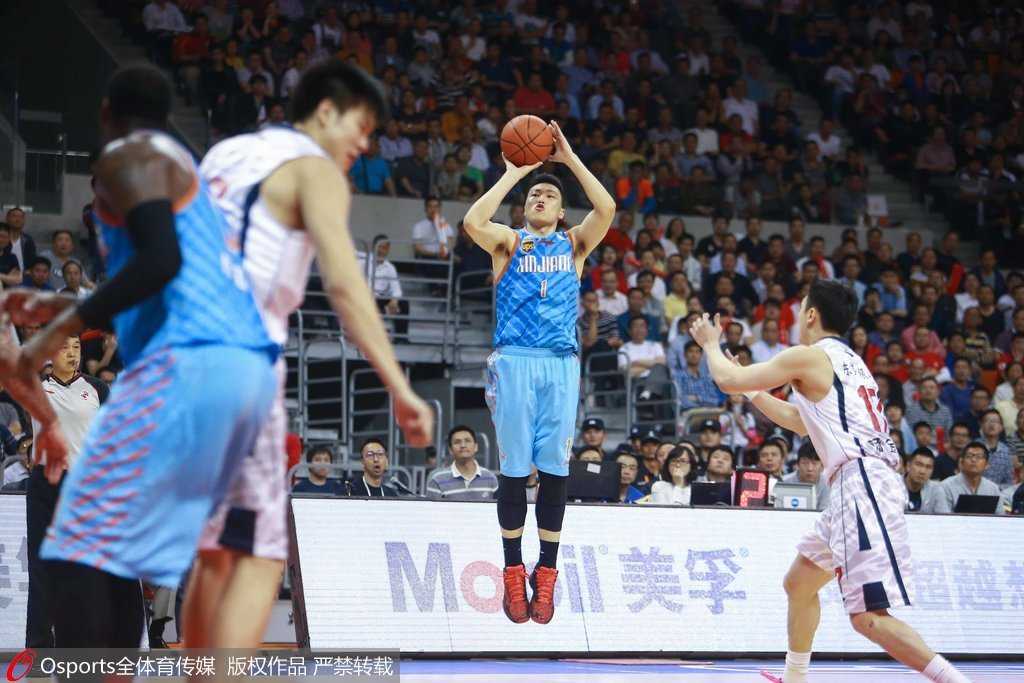 根据搜索核实,4月6日CBA并无广东vs新疆的比赛。4月6日新疆主场对阵深圳,4月4日广东对阵广厦、新疆对阵山西。广东vs新疆的上一次交手发生在3月17日,广东111-89客场大胜新疆。 根据搜索核实,4月6日CBA并无广东vs新疆的比赛。4月6日新疆主场对阵深圳,4月4日广东对阵广厦、新疆对阵山西。广东vs新疆的上一次交手发生在3月17日,广东111-89客场大胜新疆。