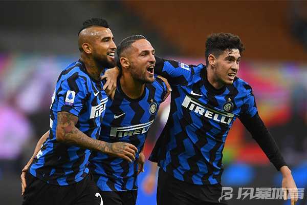米兰双杀!AC米兰1-0再胜国米,争冠悬念延续——意甲第28轮米兰德比复盘 米兰双杀!AC米兰1-0再胜国米,争冠悬念延续——意甲第28轮米兰德比复盘